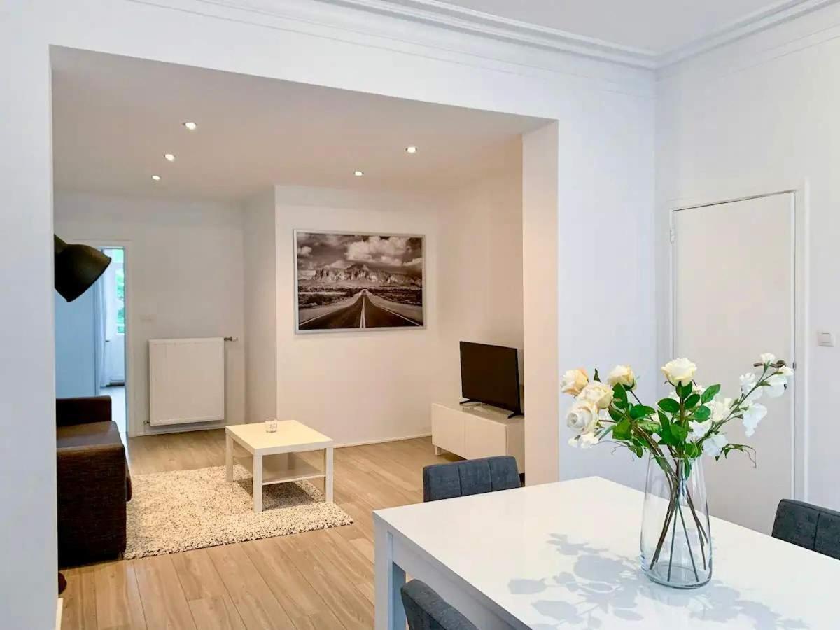 Self Check-in Flat - 4 People - Kitchen - Wifi Appartement