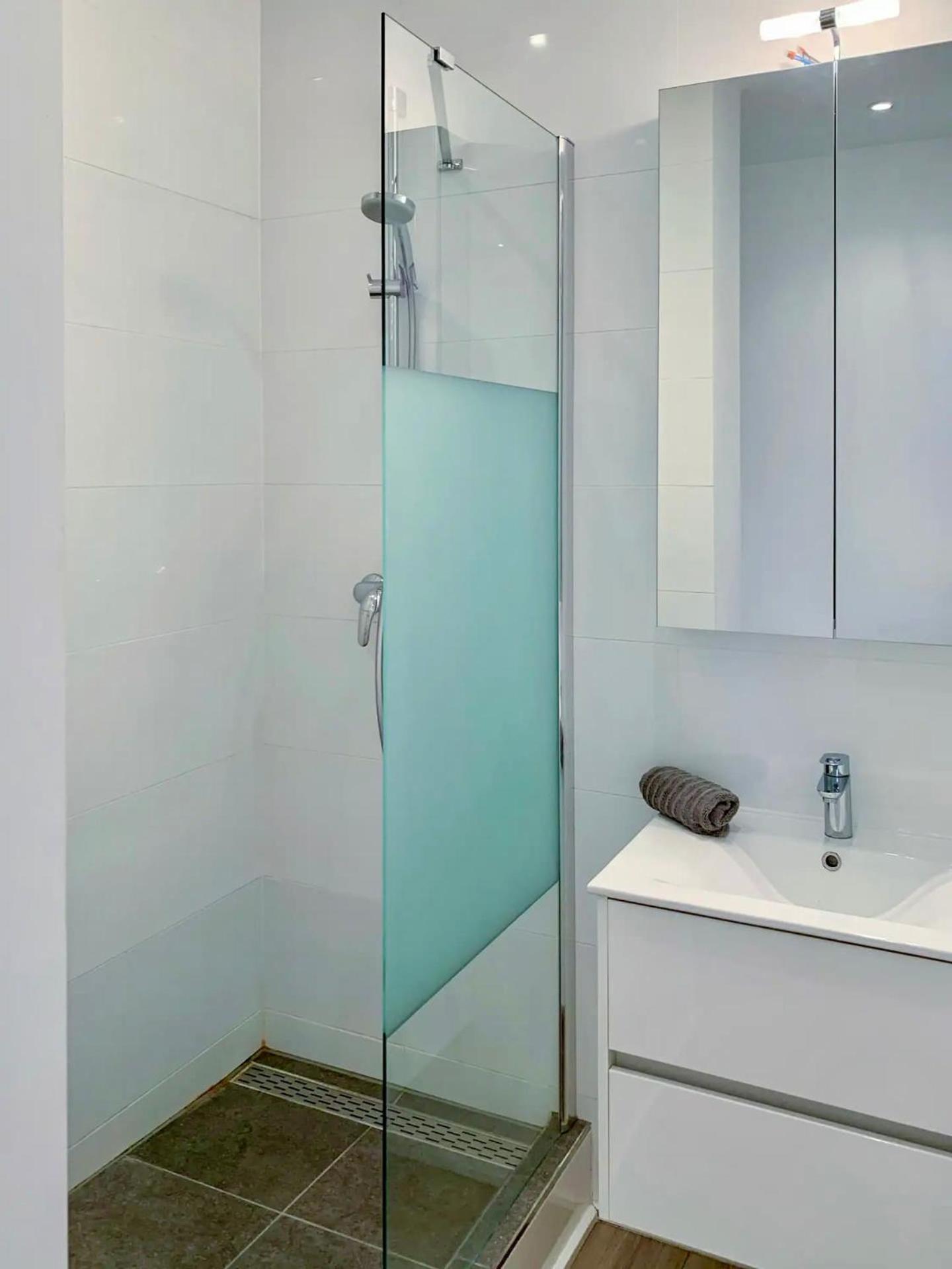 Appartement Self Check-in Flat - 4 People - Kitchen - Wifi Bruxelles